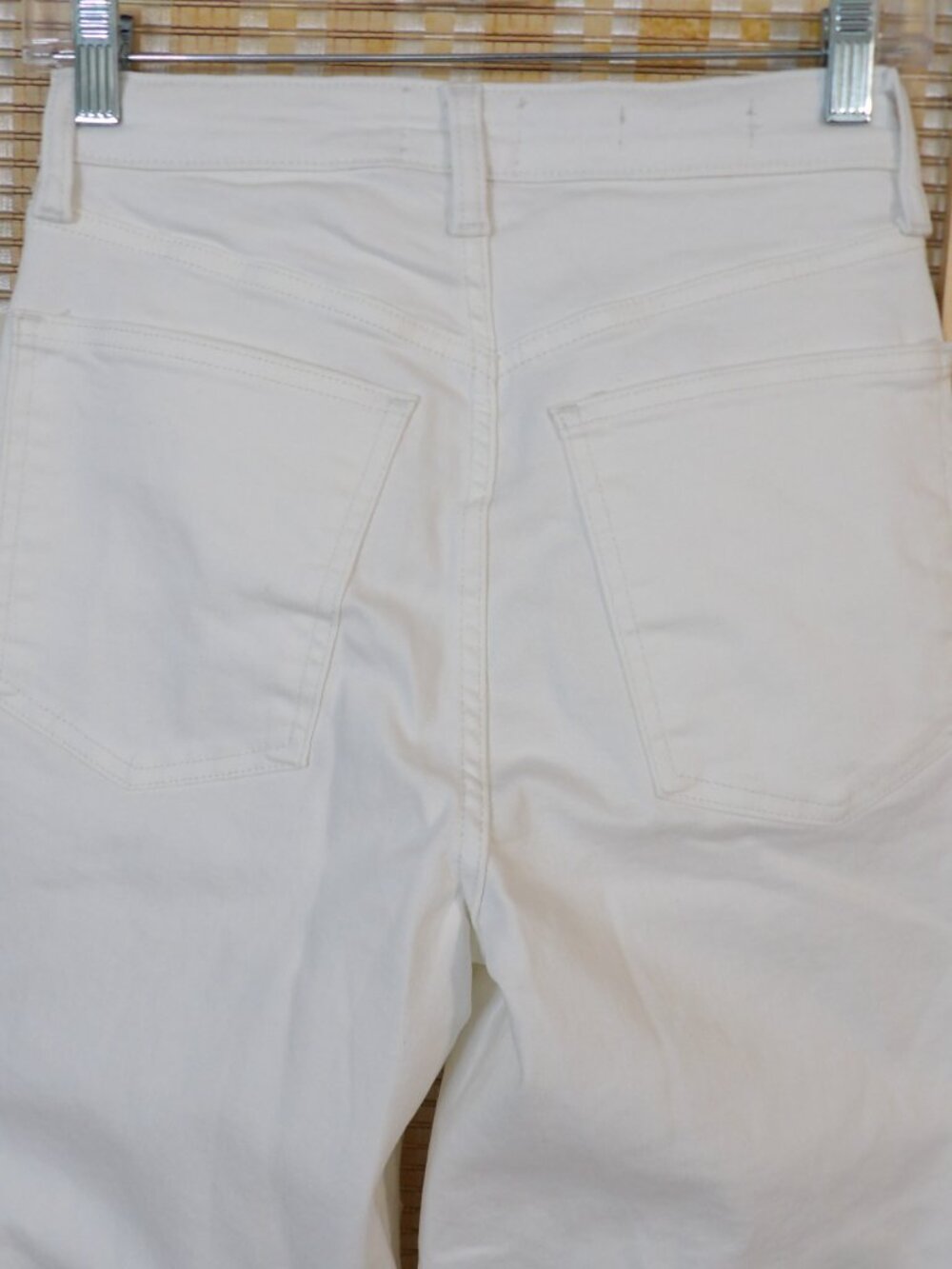 NWT Women's Universal Thread Size 6R Everyday Wide Leg Slim Fit White Jeans - Picture 5 of 6